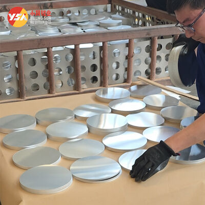 Smooth Surface Rustproof Aluminum Circle Disc 1050 1060 3003 Alloy 0.3-6mm Recyclable Cookware Blank