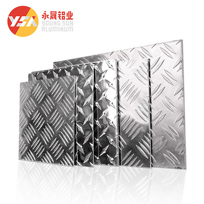 Embossed Aluminum Checkered Sheet Plate 1050 3105 5A05 6061 6063 7075